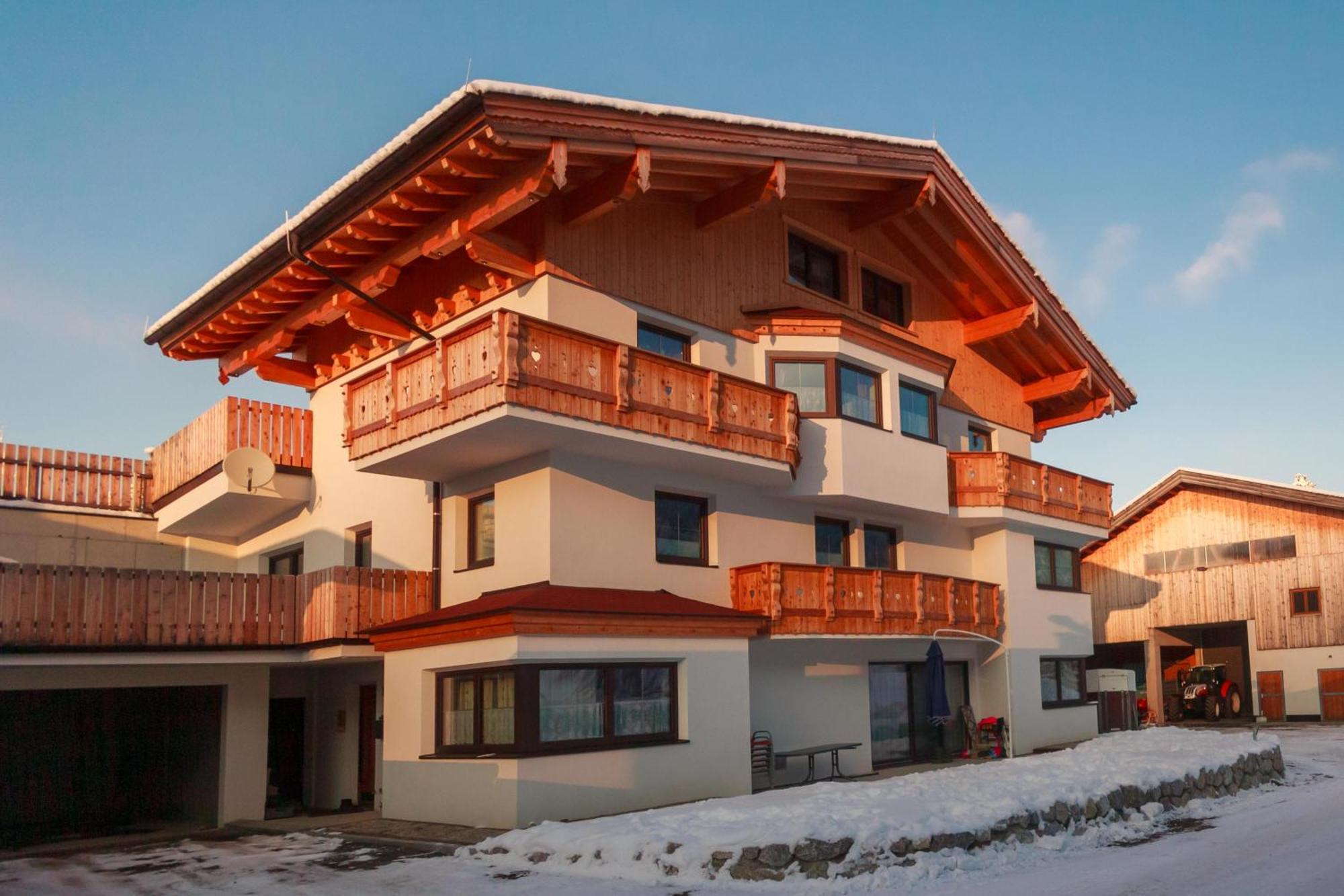 Ferienwohnung Am Bauernhof, Korbingerhof Rinn Eksteriør billede