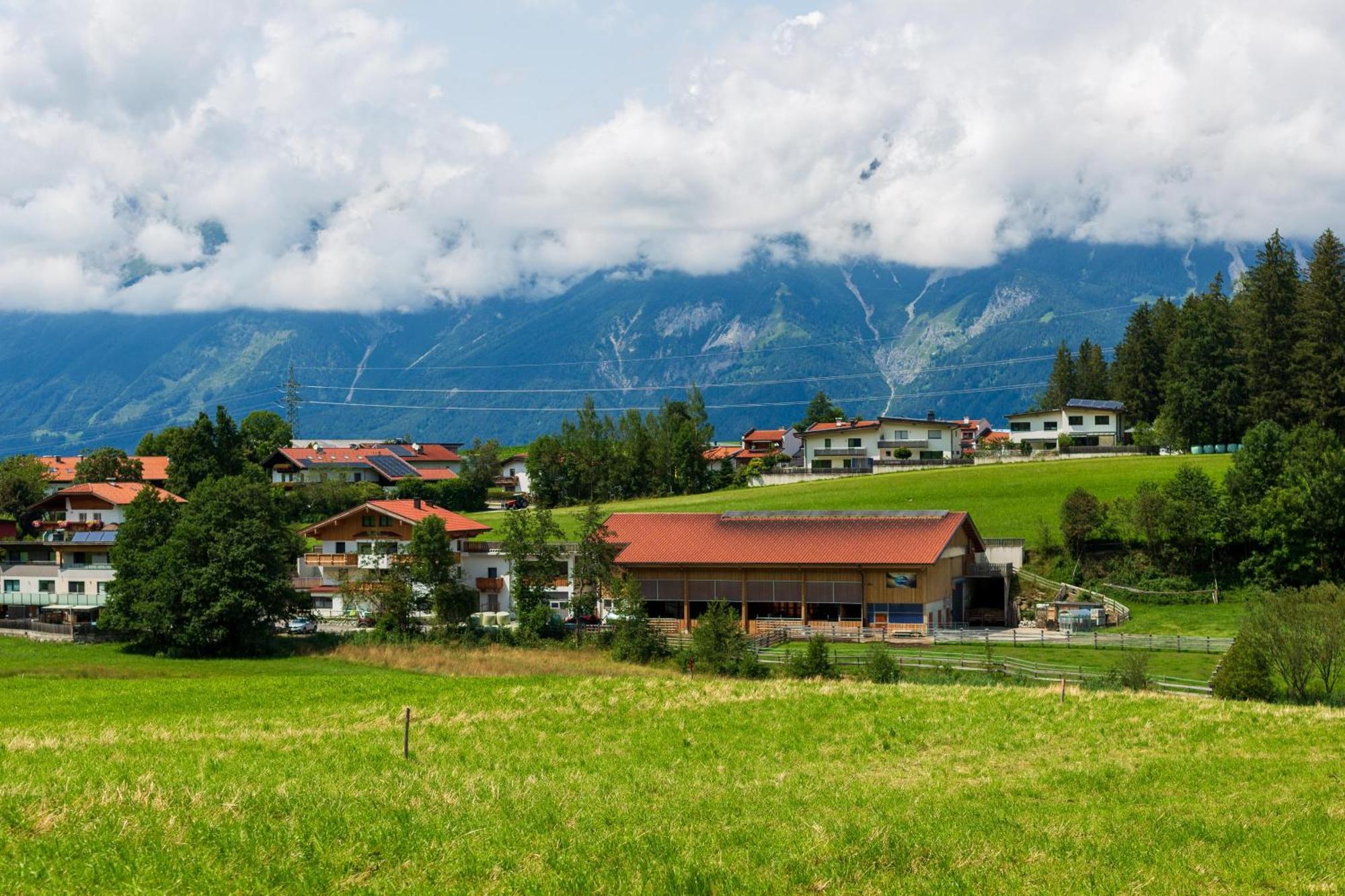 Ferienwohnung Am Bauernhof, Korbingerhof Rinn Eksteriør billede